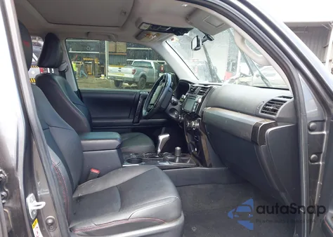 2019 Toyota 4Runner Trd Off Road Premium from USA, damaged, VIN JTEBU5JR2K5631552